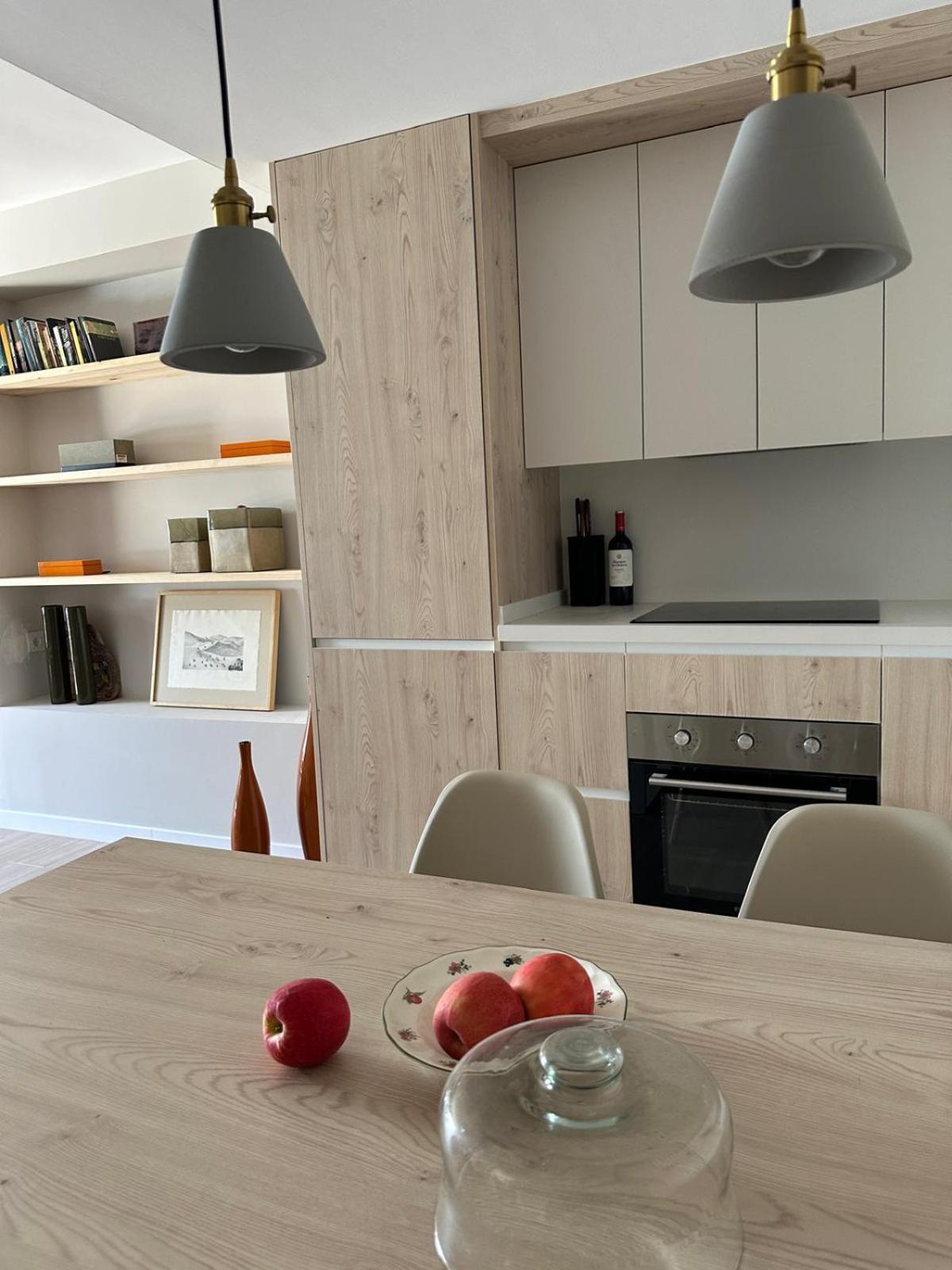 Apartamento A Bright Townhouse In The Marbellamar Residential Development